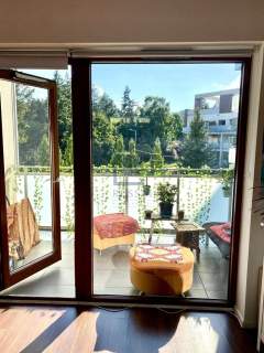 2 pokoje z widokiem na Park Grabiszyński Balkon