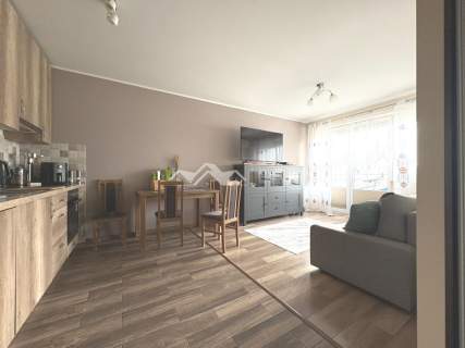 Komfortowe 3 pok balkon winda wyposażone Di Trevi