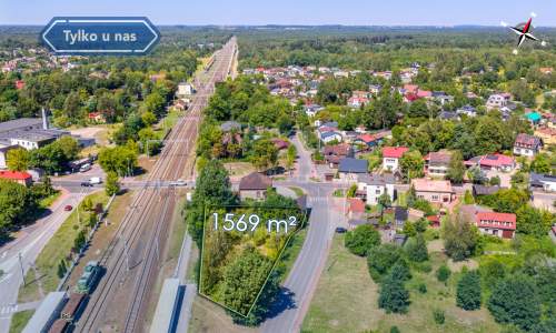 Działka Inwestycyjna centrum Poraja 1 659m2