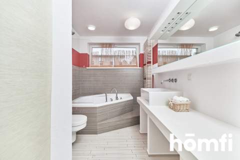 63,36 m2 Partynice balkon ostatnie piętro