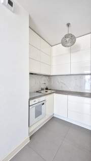 Piękna 2 pokoje przyjemny balkon garaż/CIche