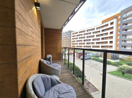 Prowizja 0% 3 pokoje, taras, balkon, 2 garaże