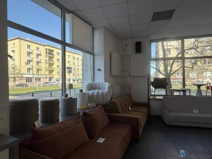 LOKAL NAROŻNY 385 m - RONDO WIATRACZNA