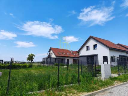 Nowoczesny bliźniak 118,9 m 5M Pompa ciepła