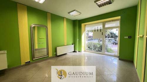 Lokal w centrum Gdyni z witryną