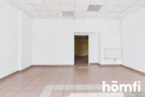 LOKAL 43 m -WITRYNA, WEJŚCIE Z ULICY TRZEBNICKIEJ