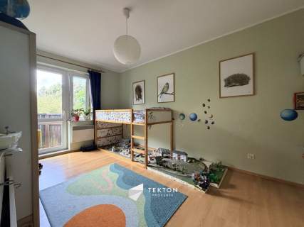 Segment 174 m w zielonym Wawrze Fotowoltaika 