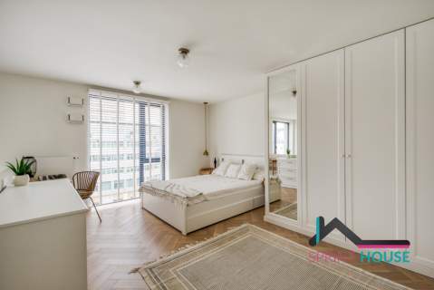 Nowoczesny loft przy metrze, nowe budownictwo 