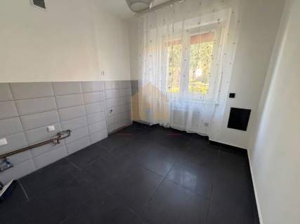 Nowoczesne 2 pokoje, po kapitalnym remoncie.