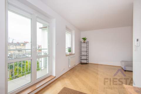 2 490 zł/mies. m. postojowe w cenie