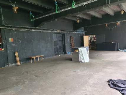 wynajmę magazyn 180m2 300m2 w super lokalizacji Targówek