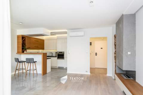 2 pokoje z zielonym tarasem 25m w Centrum 