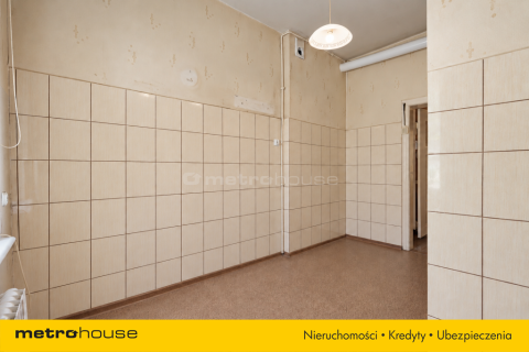 Parter 74 m możliwe 4 pokoje loggia parking