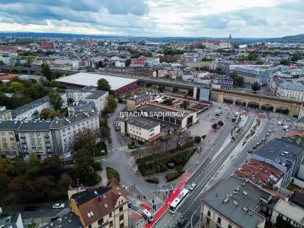 Duża witryna / główna ulica / Hala Targowa