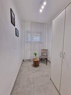 Inwestycyjne mieszkanie w suterenie - umeblowane 135 m2, 7 pokoi...