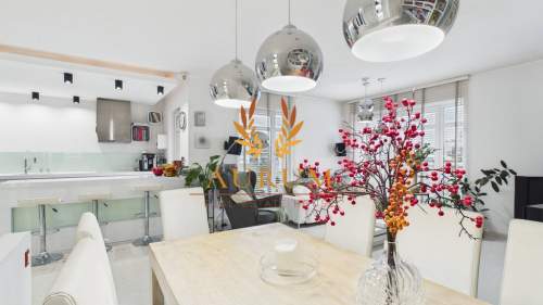 Jasny, narożny apartament 2 balkony duże miejsce postojowe