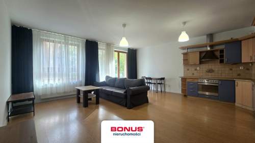 Atrakcyjny apartament przy parku Kasprowicza.