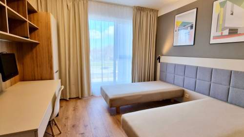 Do wynajęcia lokal w standardzie hotelowym. Wszystko w cenie.