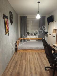 3 Pokoje z dużym balkonem