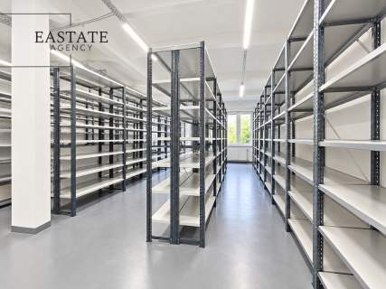 Magazyn 700 m2 parking biura