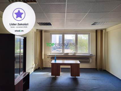 Przestronne biuro lub hostel winda