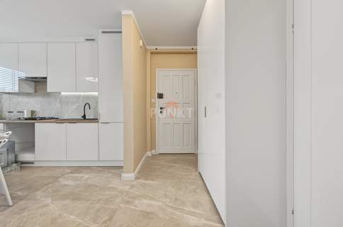 Trzy pokoje Po generalnym remoncie Balkon