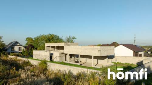 Nowoczesny design z betonu 2 tarasy 248 m2