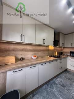 4 pokojowe mieszkanie po remoncie, garaż, wiata, ogród