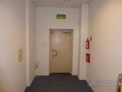 Lokal w ruchliwym miejscu, 174 m2, Pomorzany