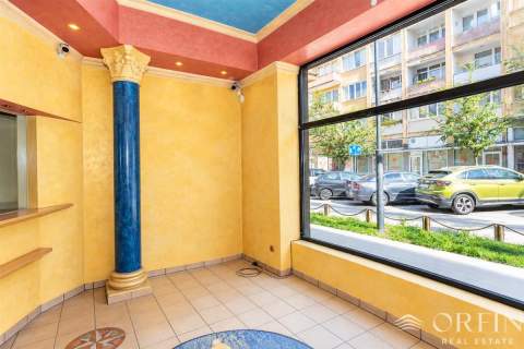 Lokal handlowo-usługowy w centrum Gdyni - 36 m2