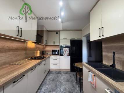 4 pokojowe mieszkanie po remoncie, garaż, wiata, ogród
