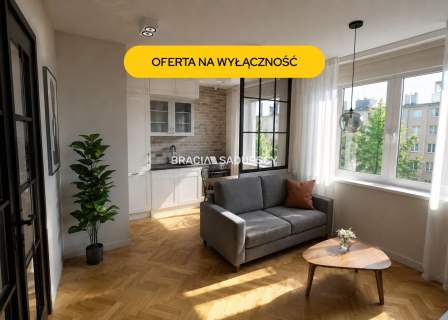 Na sprzedaż/ kawalerka z potencjałem/ 37m2