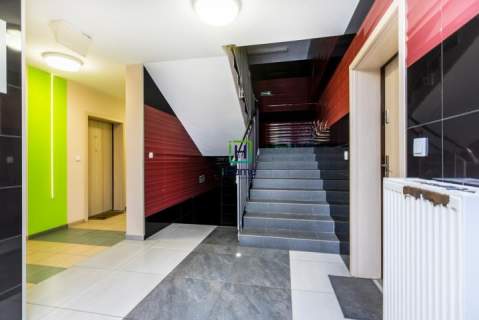 2 pokoje z ogródkiem 20 m2 Garaż Wielicka 44