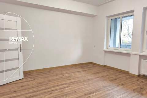 68 m 2 pokoje Centrum Duży balkon