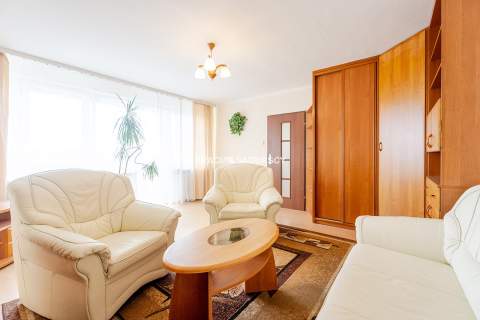 3 pok/ osobna kuchnia/ balkon- ul. Stojałowskiego.