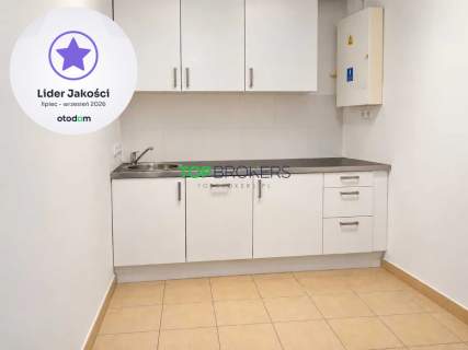 Przestronny lokal przy ruchliwej ulicy