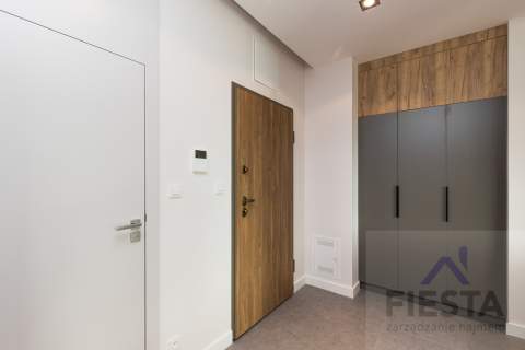 Apartament 3 pokoje ul.Waldorffa garaż i komórka