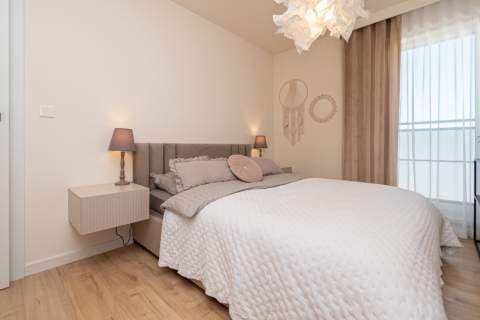 3-pokojowy apartament z balkonem - Na sprzedaż