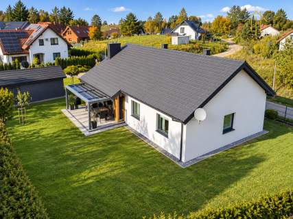 Dom wolnostojący 140 m , wysoki standard, działka 880 m , Jonkowo