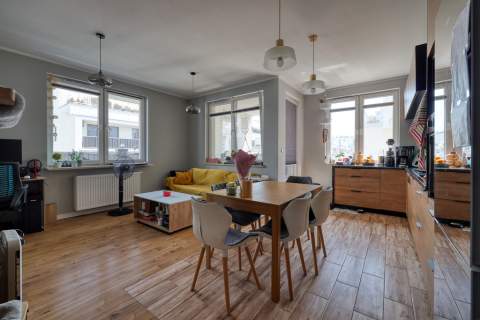 Jasne Dwustronne Zamknięte osiedle Duży Balkon