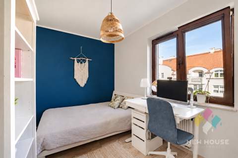 Bilitewskiego- 58 m2, miejsce parkingowe, 3 pok, balkon
