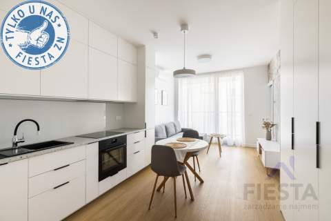 Nowy apartament 2 pokoje ul. Chmielna garaż