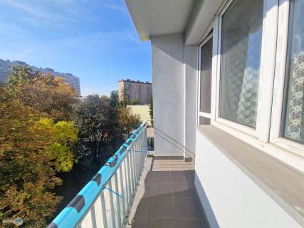 3 pokoje z osobną kuchnią i pięknym widokiem