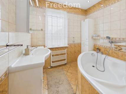 Komfortowy i elegancki dom z fotowoltaiką Konin, Wilków