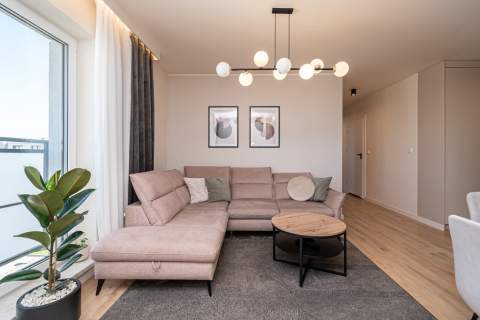 3-pokojowy apartament z balkonem - Na sprzedaż