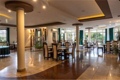 Obiekt HOTELowy z WZ na usługi medyczne