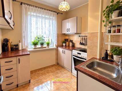 3 pokoje 48 m Balkon Tysiąclecie