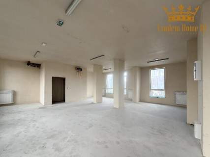 Do wynajęcia cały budynek 888 m2 na osiedlu mieszkaniowym B