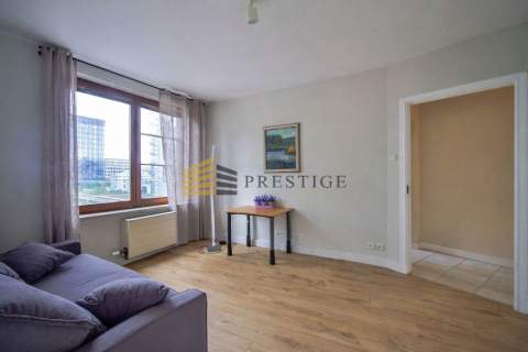 Atrakcyjny apartament na wynajem 106m2