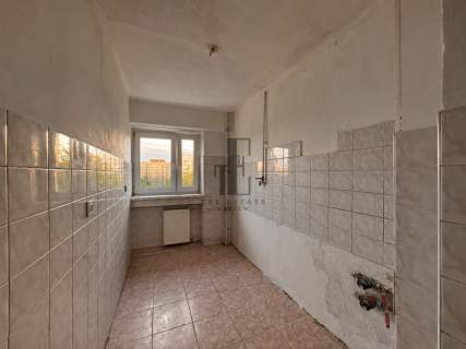 2 Pokoje Galeria Młociny Do Remontu Zielono